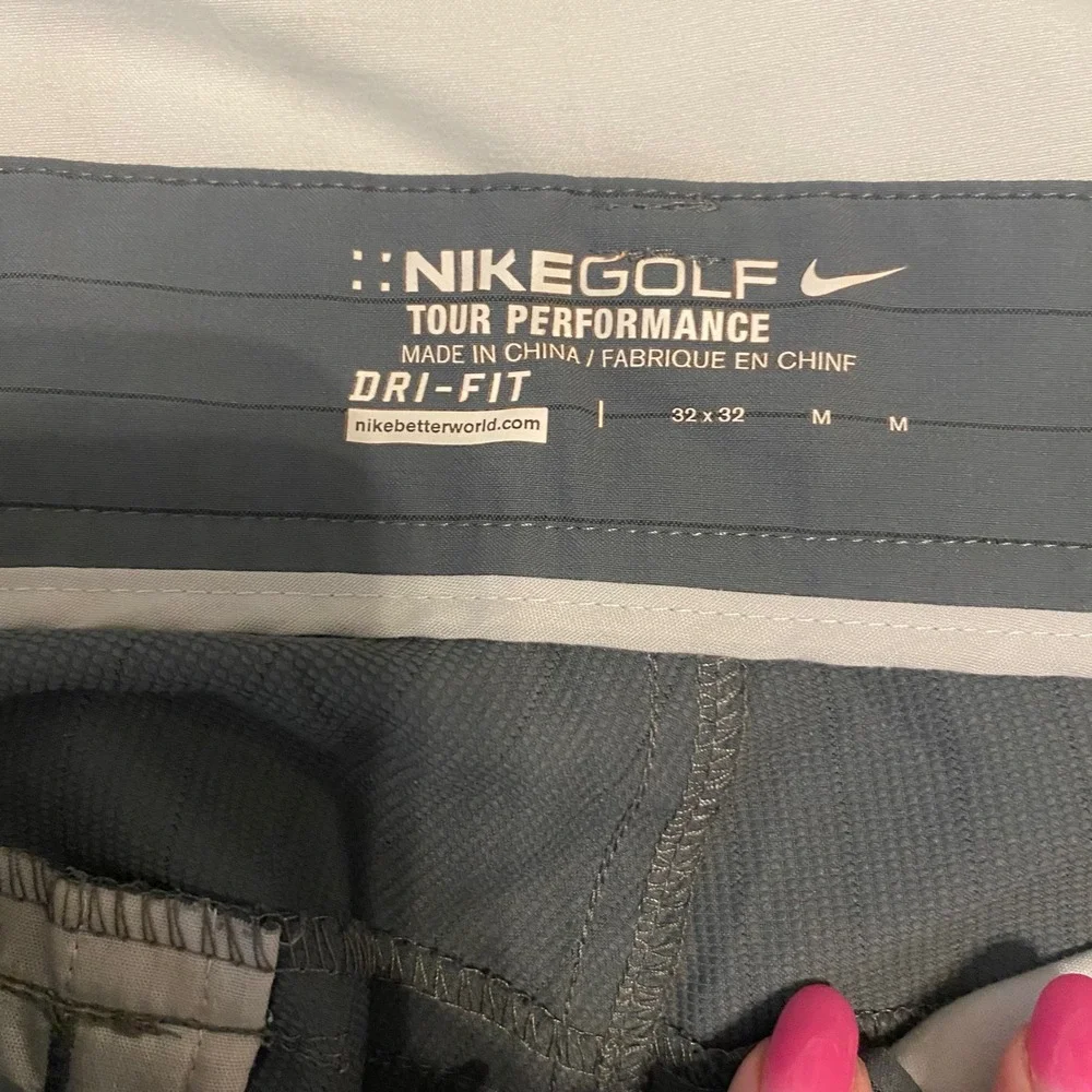 Nike Golf Tour Performance Dri-FIT Pants Mens 32x32‎ Gray Pinstripe Casual